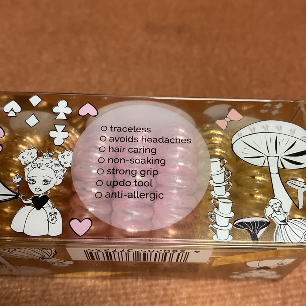 Invisibobble 9 piece hair coil gift set ๐ธ - Picture 2 of 5